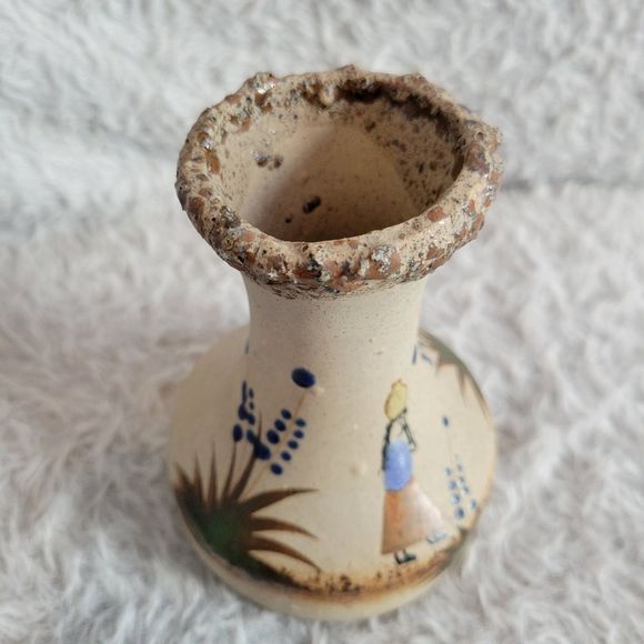 Mexican Pottery Vase 5" - Picture 3 of 4